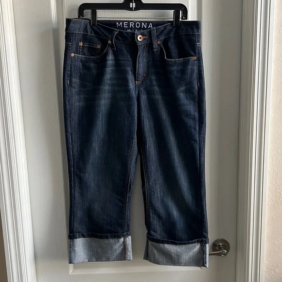 Merona Mid Rise Crop Jeans-Size 12 - Picture 1 of 3